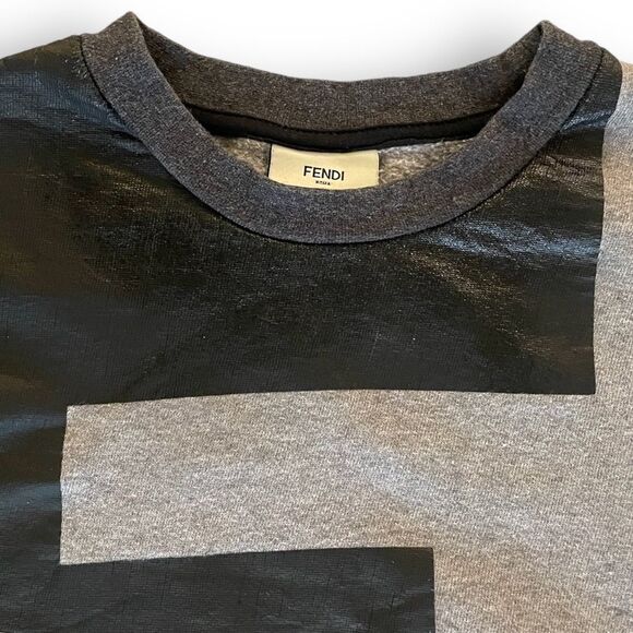 FENDI Double FF Motif Grey & Black Sweater
|Size: Youth 12A| - Picture 10 of 12
